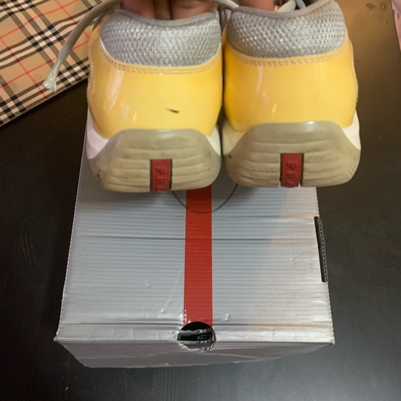 Prada shoes - Picture 11 of 12